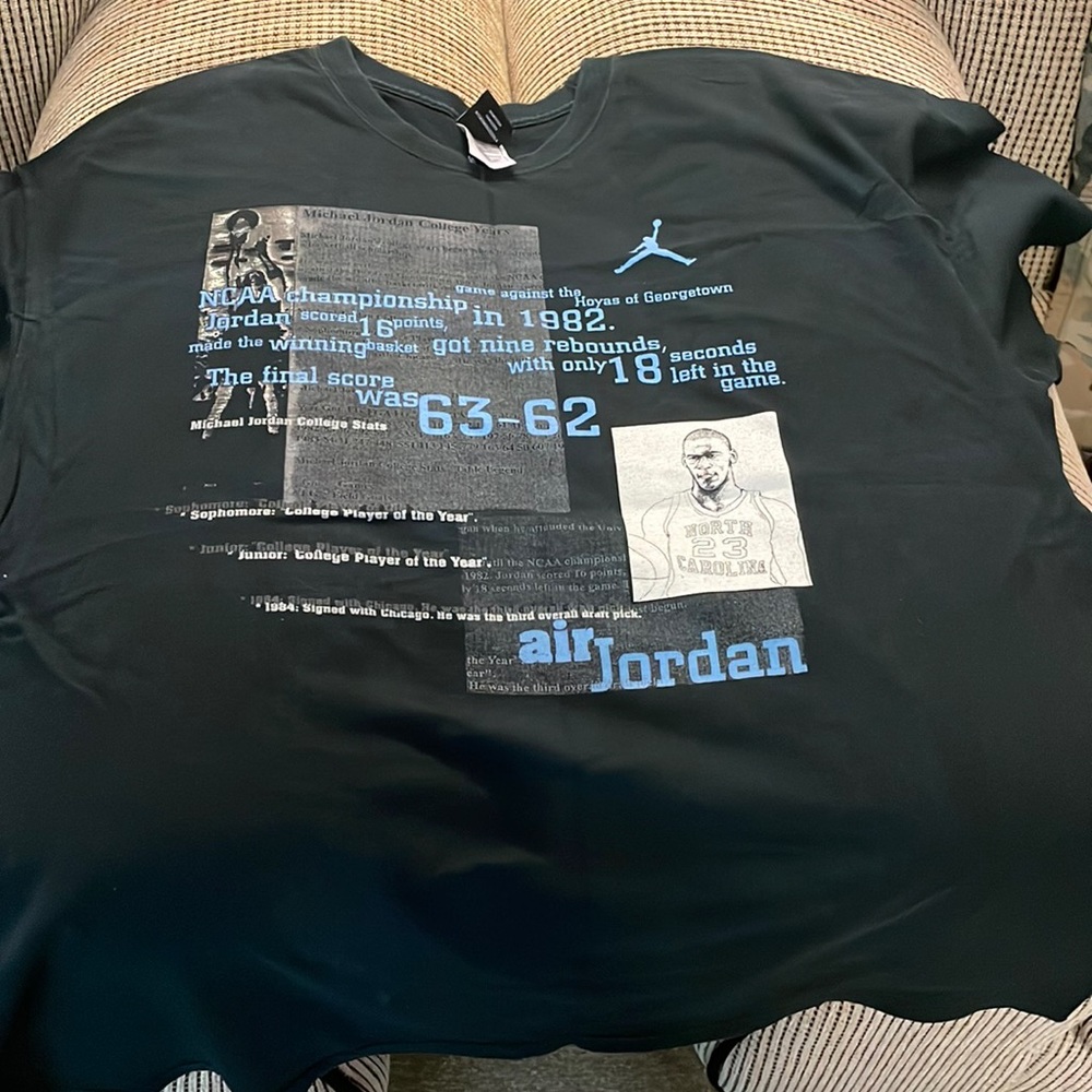 Black Jordan tee